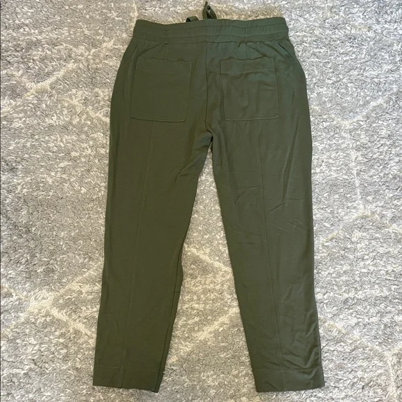 CAbi Olive Green Cropped Pants - Picture 6 of 6